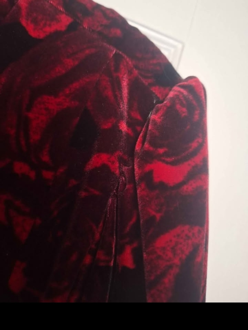 Betsey Johnson For Torrid Velvet Red Rose Coat, Very Rare, Size 3 (24/26-28W) - Picture 9 of 10